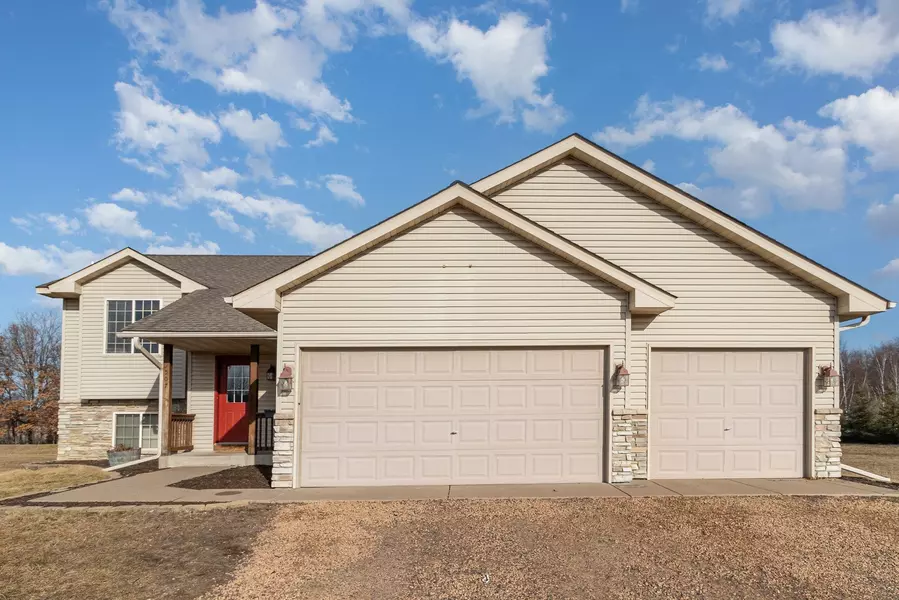 9507 242nd LN NE, Linwood Twp, MN 55079