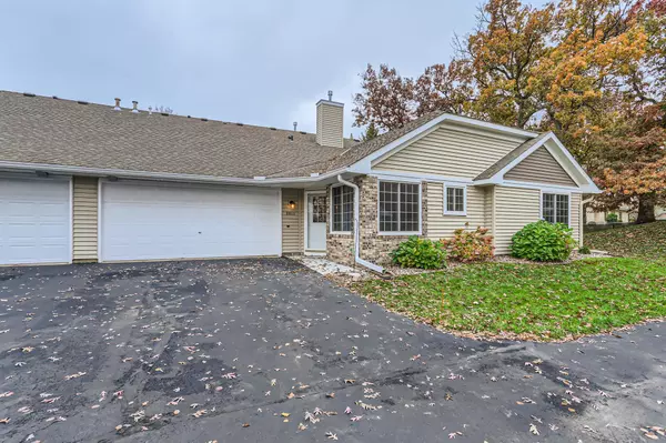 8411 Copperfield WAY, Inver Grove Heights, MN 55076