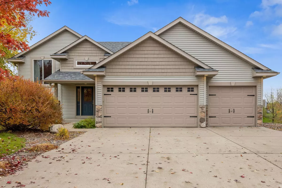 Monticello, MN 55362,3593 Mckenna CT