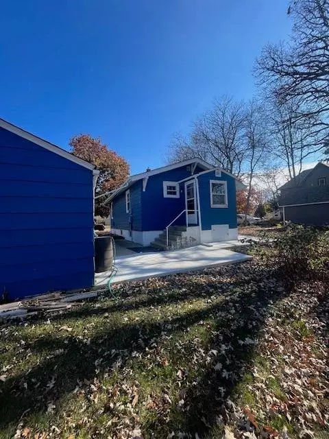 Alexandria, MN 56308,616 Lake ST