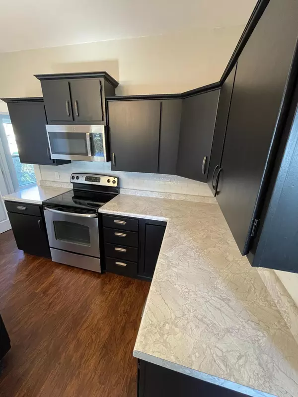 North Mankato, MN 56003,541 Nicollet AVE