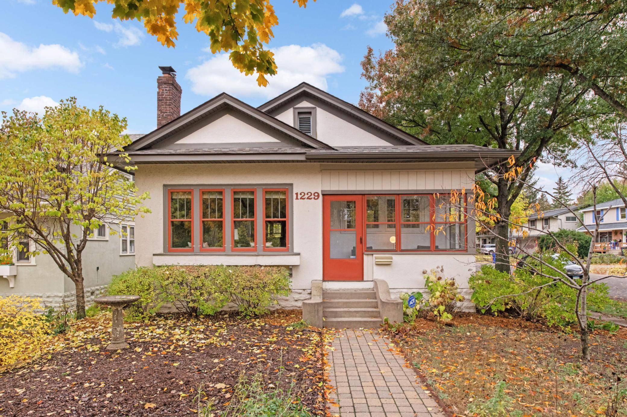 1229 Hamline AVE N, Saint Paul, MN 55108