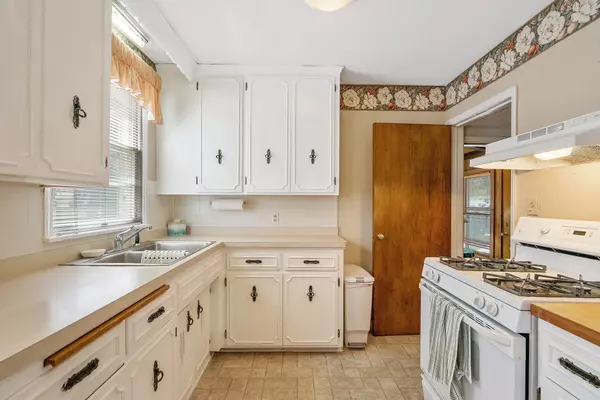 Robbinsdale, MN 55422,3429 Zenith AVE N