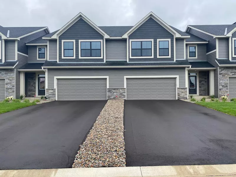 18129 Gavel LN #27, Lakeville, MN 55044