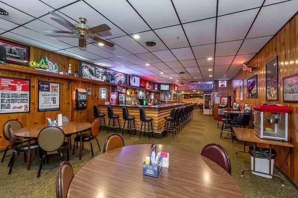 228 N Main ST, Janesville, MN 56048