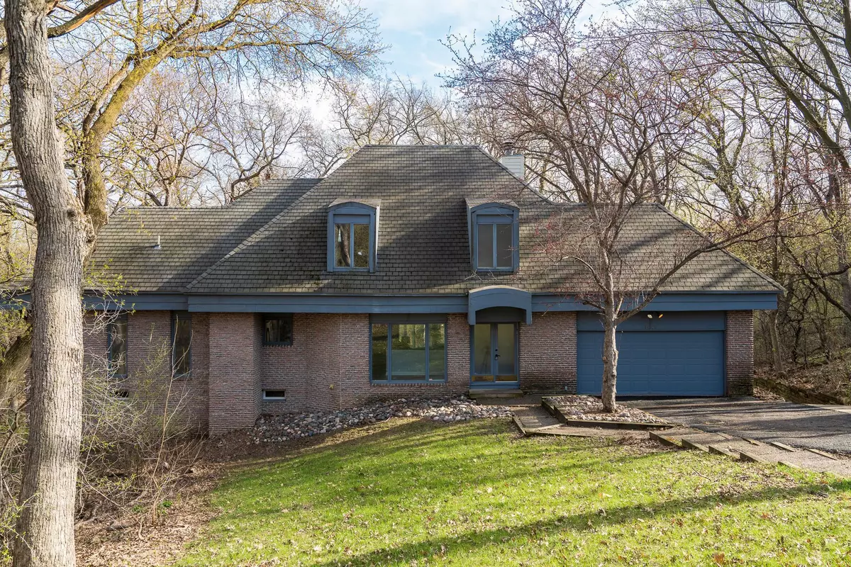 Minnetonka, MN 55343,4513 Willow Oak LN