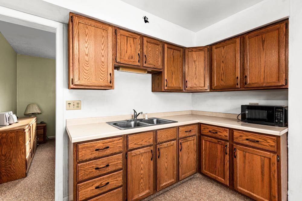 Cloquet, MN 55720,18 17th ST