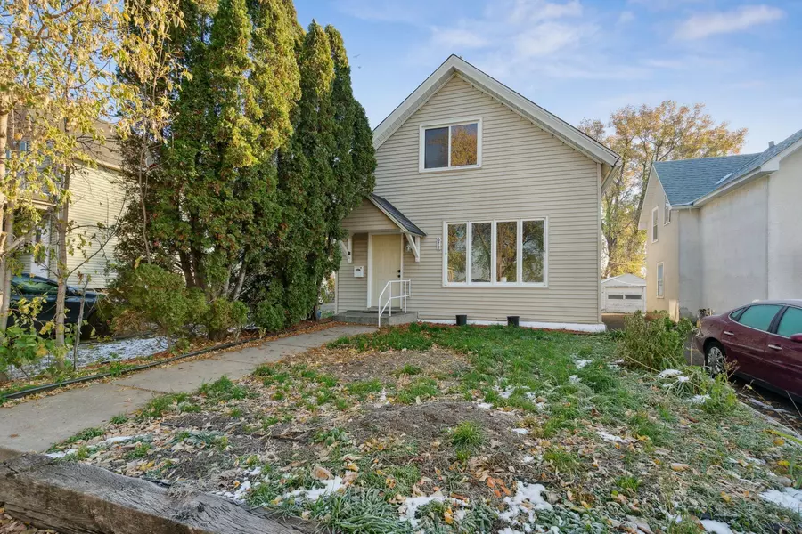 672 Rivoli ST, Saint Paul, MN 55130