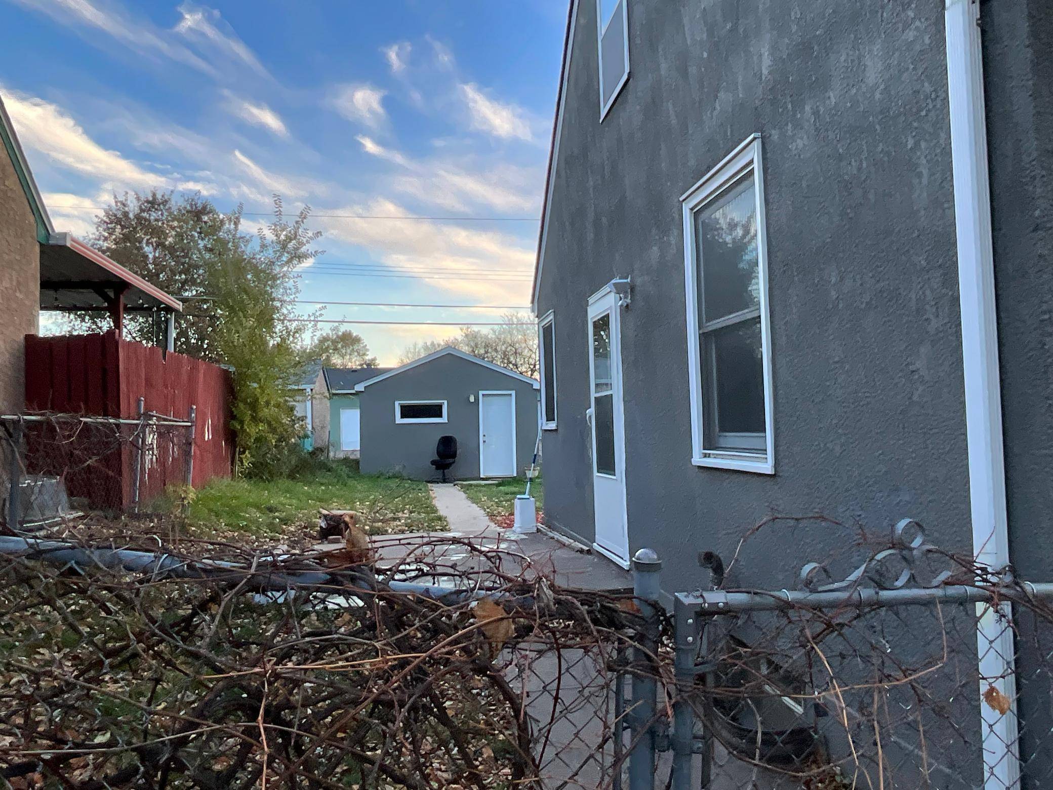 Saint Paul, MN 55106,1554 Iowa AVE E