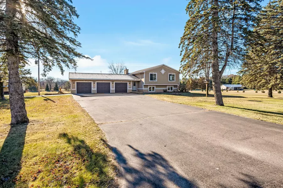 12823 289th AVE NW, Zimmerman, MN 55398