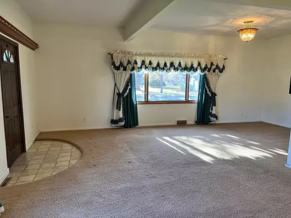Armstrong, IA 50514,505 Columbian BLVD