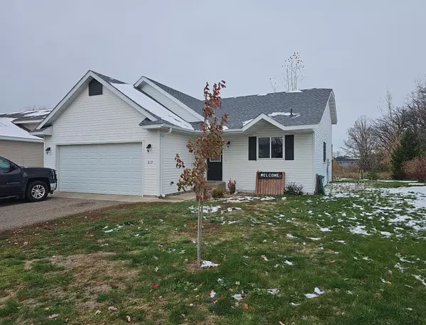 Saint Joseph, MN 56374,619 Iris LN NE