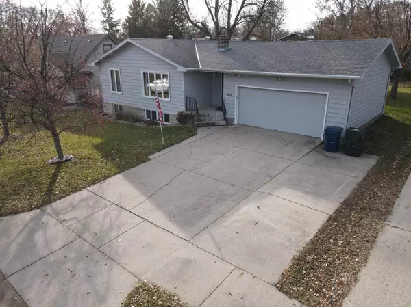 Fergus Falls, MN 56537,1115 Mitchell PL