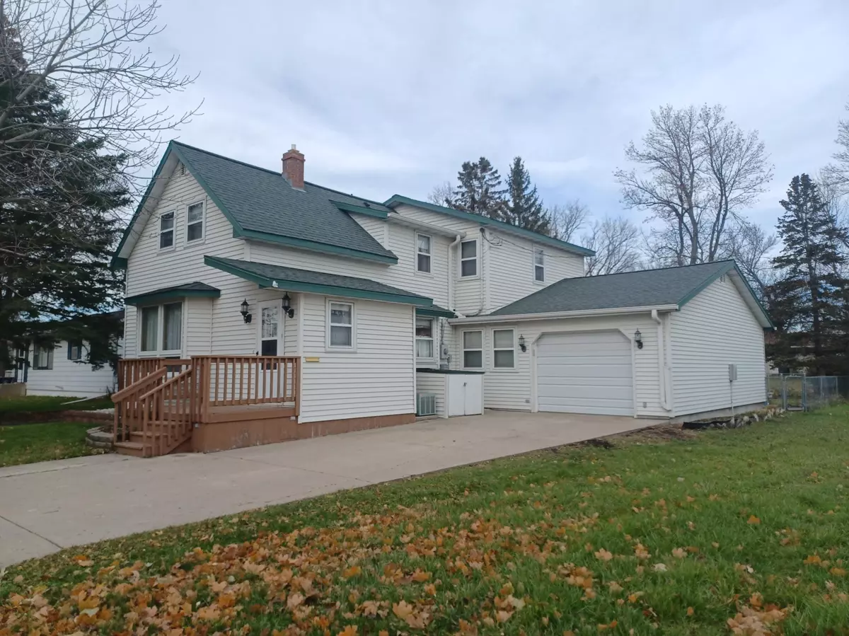 Morris, MN 56267,510 W 11th ST