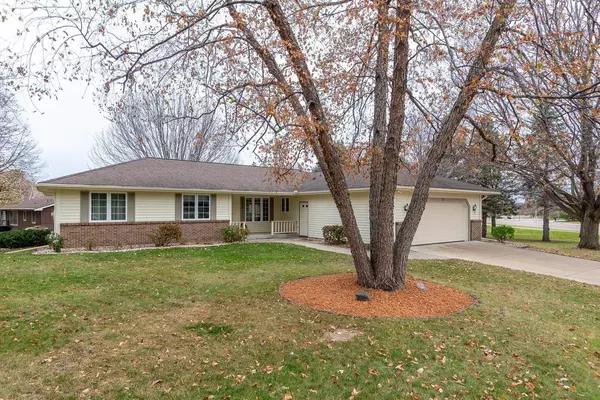 Mankato, MN 56001,15 Caroletta CT