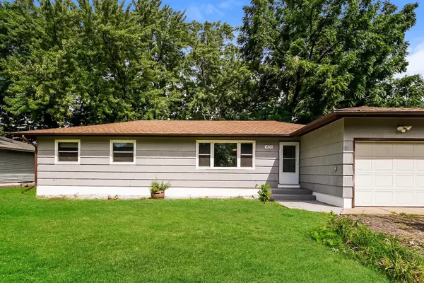 Burnsville, MN 55337,1436 Woodhill RD