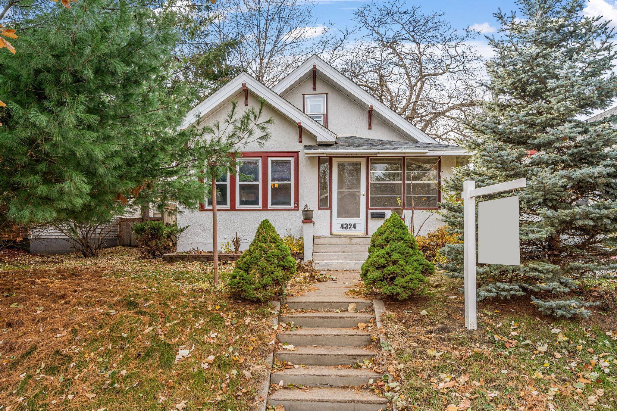 Minneapolis, MN 55407,4324 10th AVE S