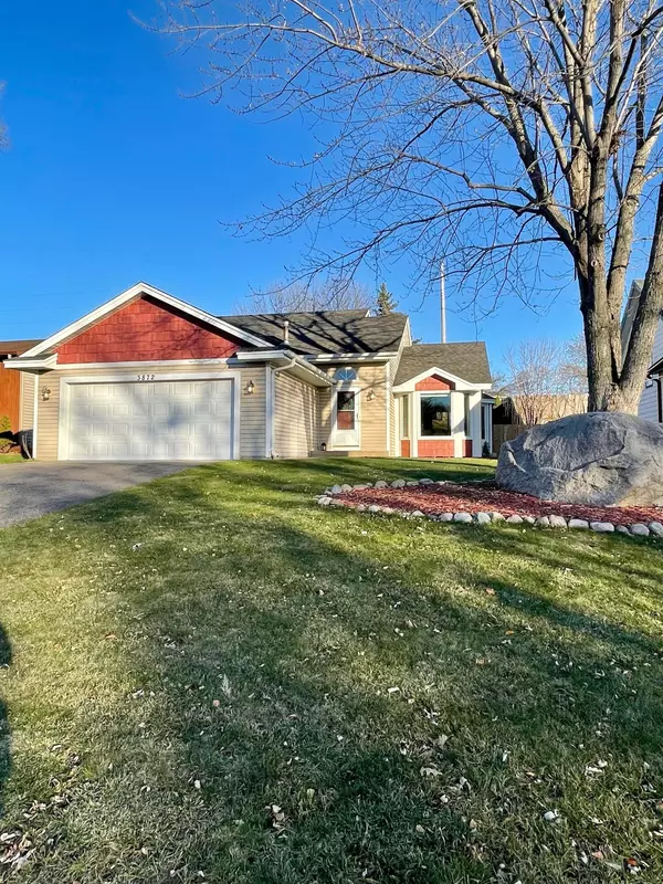 3872 Westbury LN, Eagan, MN 55123