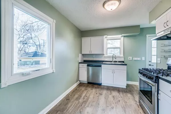 Columbia Heights, MN 55421,5042 6th ST NE