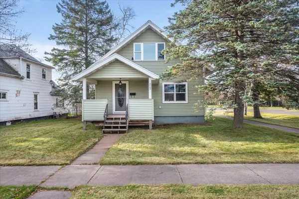 3702 E 4th ST, Superior, WI 54880