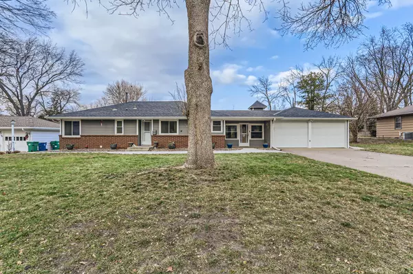 Fridley, MN 55432,377 66th AVE NE