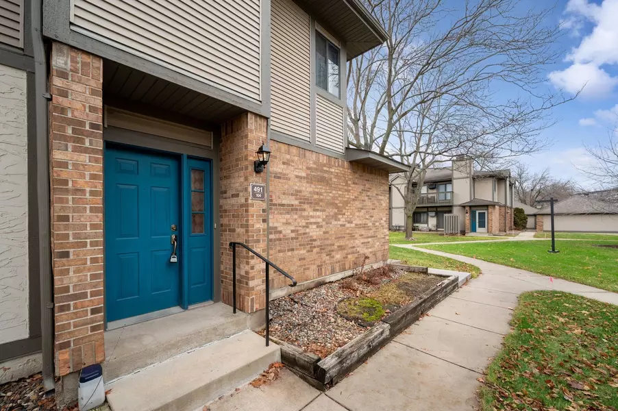 491 Shelard Pkwy #104, Saint Louis Park, MN 55426