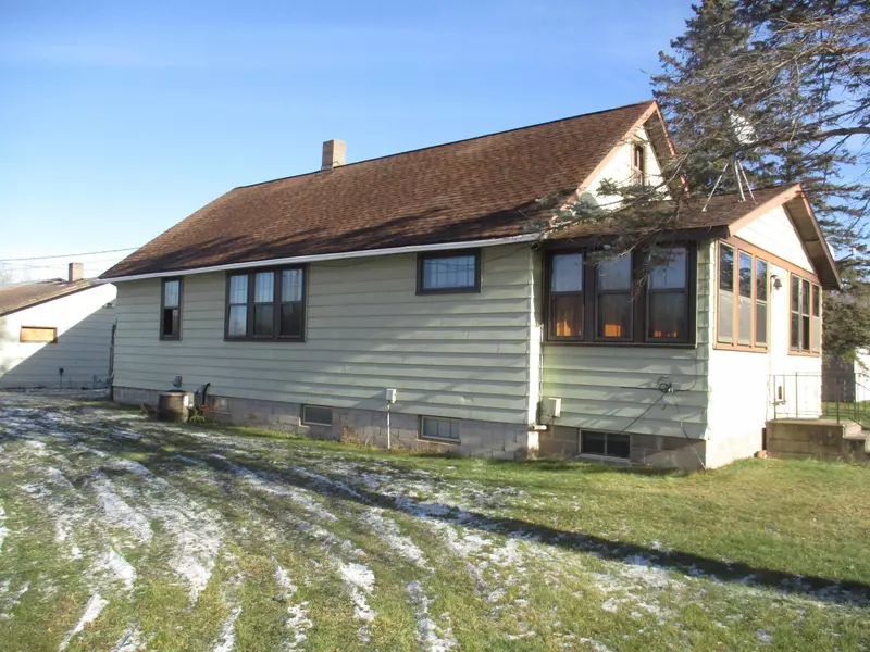 311 Lawson AVE, Taconite, MN 55786