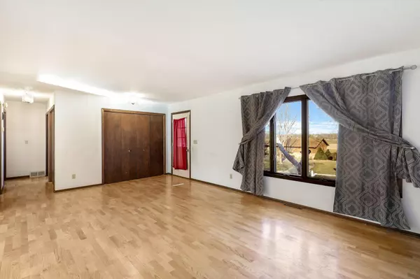 Montgomery, MN 56069,110 N Circle DR