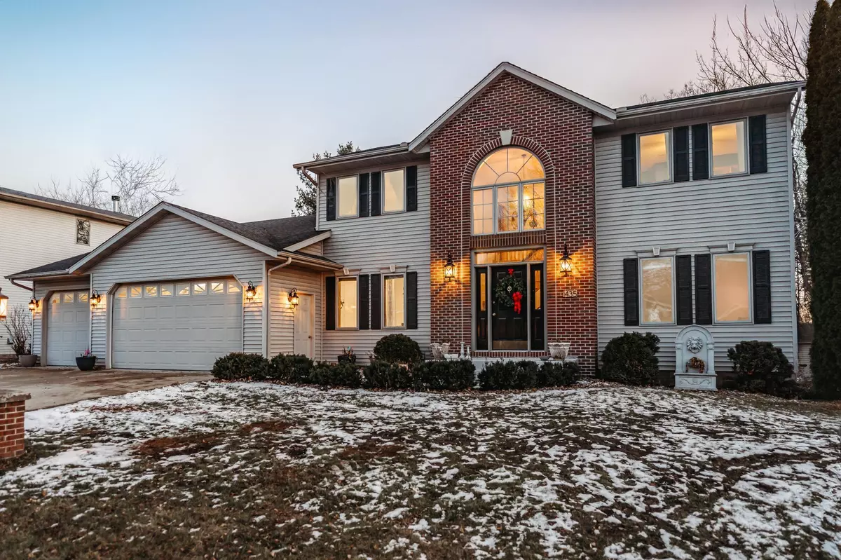 Owatonna, MN 55060,1435 Springwood PL NE