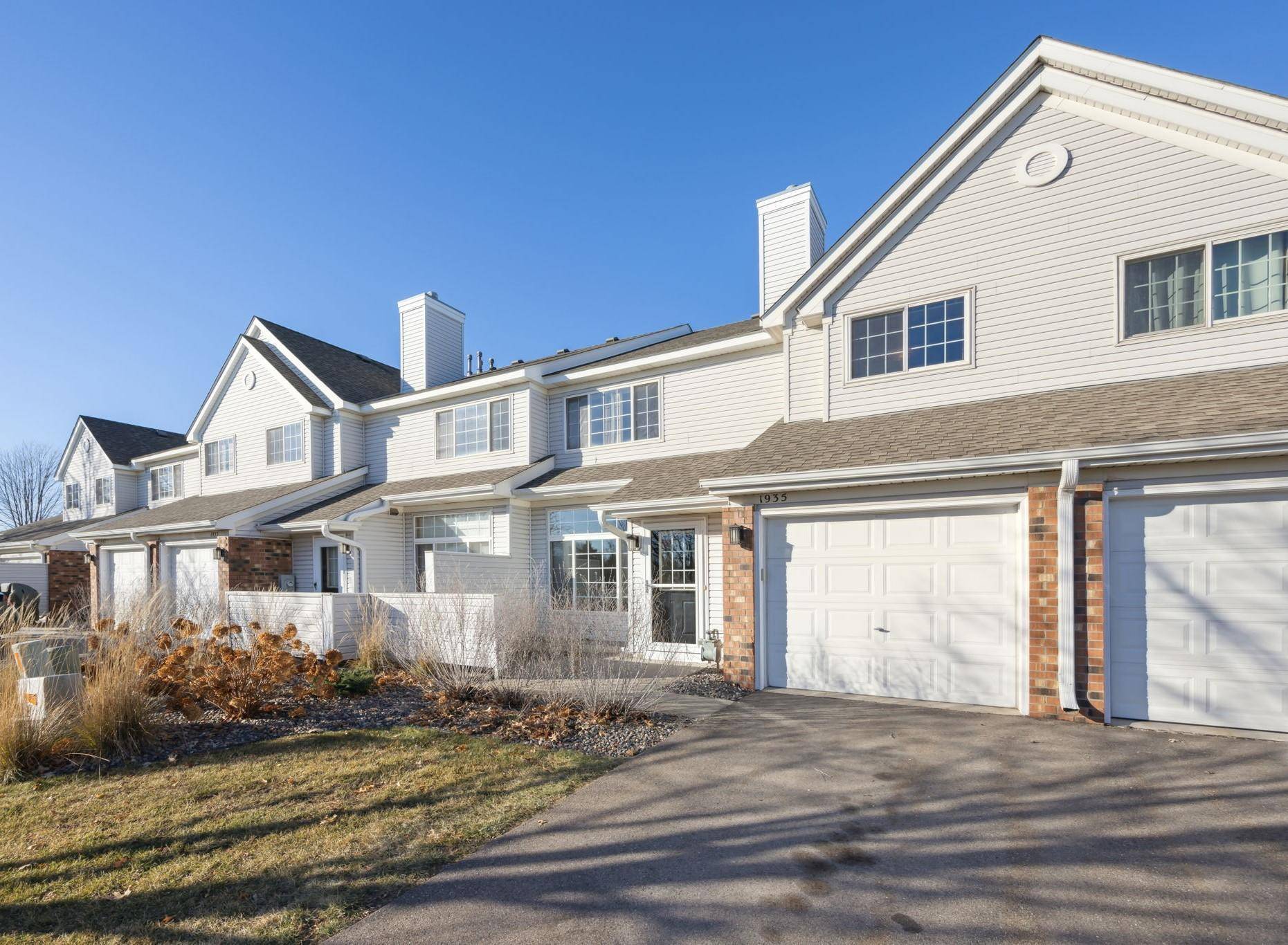 Eagan, MN 55122,1935 N Ruby CT