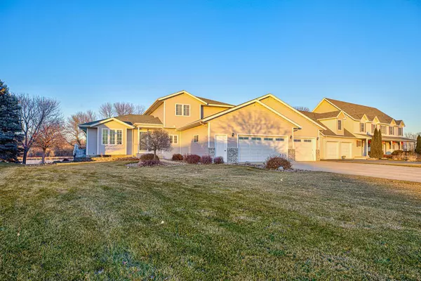 Faribault, MN 55021,3011 Wells Lake DR