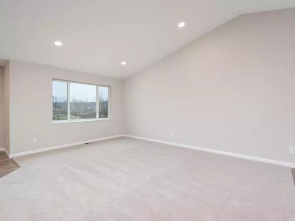 Watertown, MN 55388,1496 Balsam LN