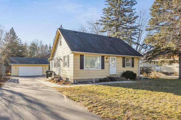 1456 64th AVE NE,  Fridley,  MN 55432