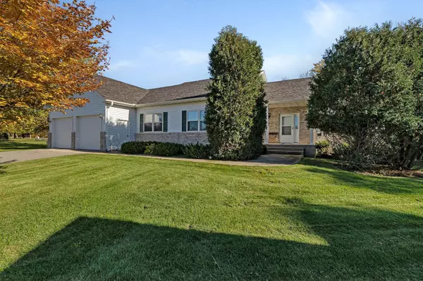 Saint Joseph, MN 56374,1416 Pondview CT