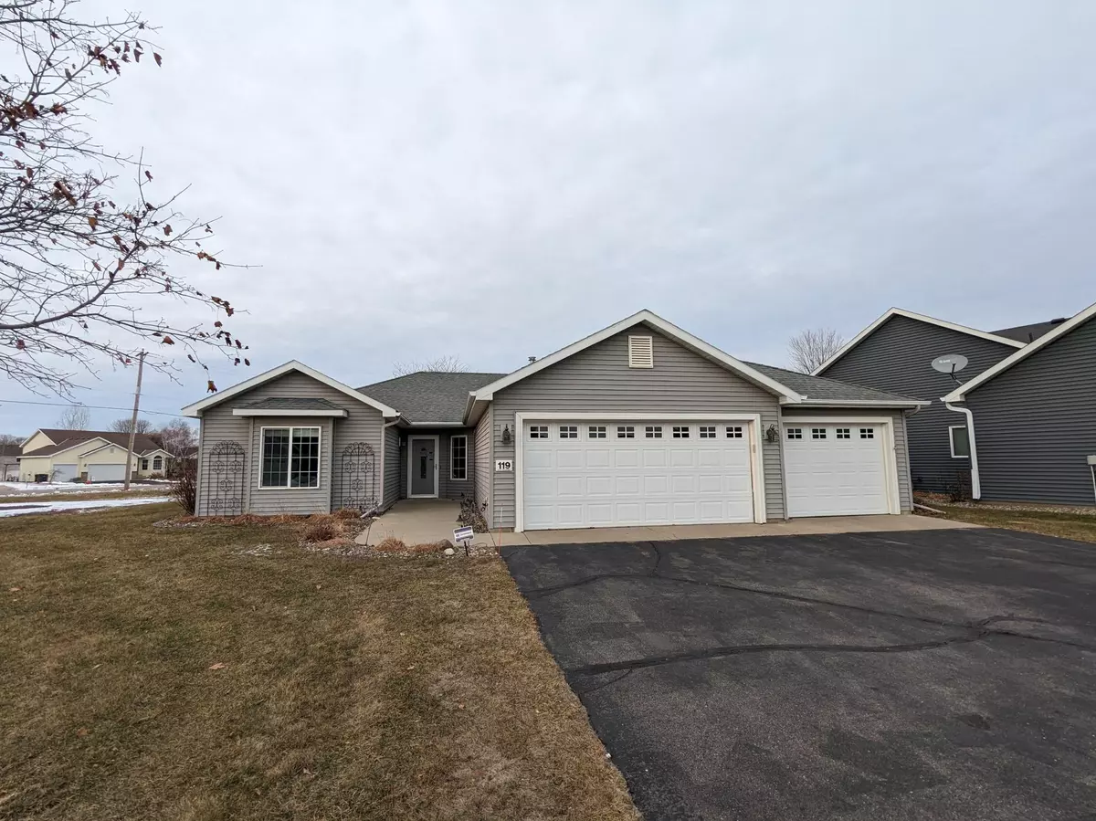 Waite Park, MN 56387,119 Weeping Willow CIR