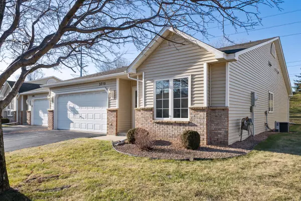 Plymouth, MN 55441,3715 Zinnia LN N