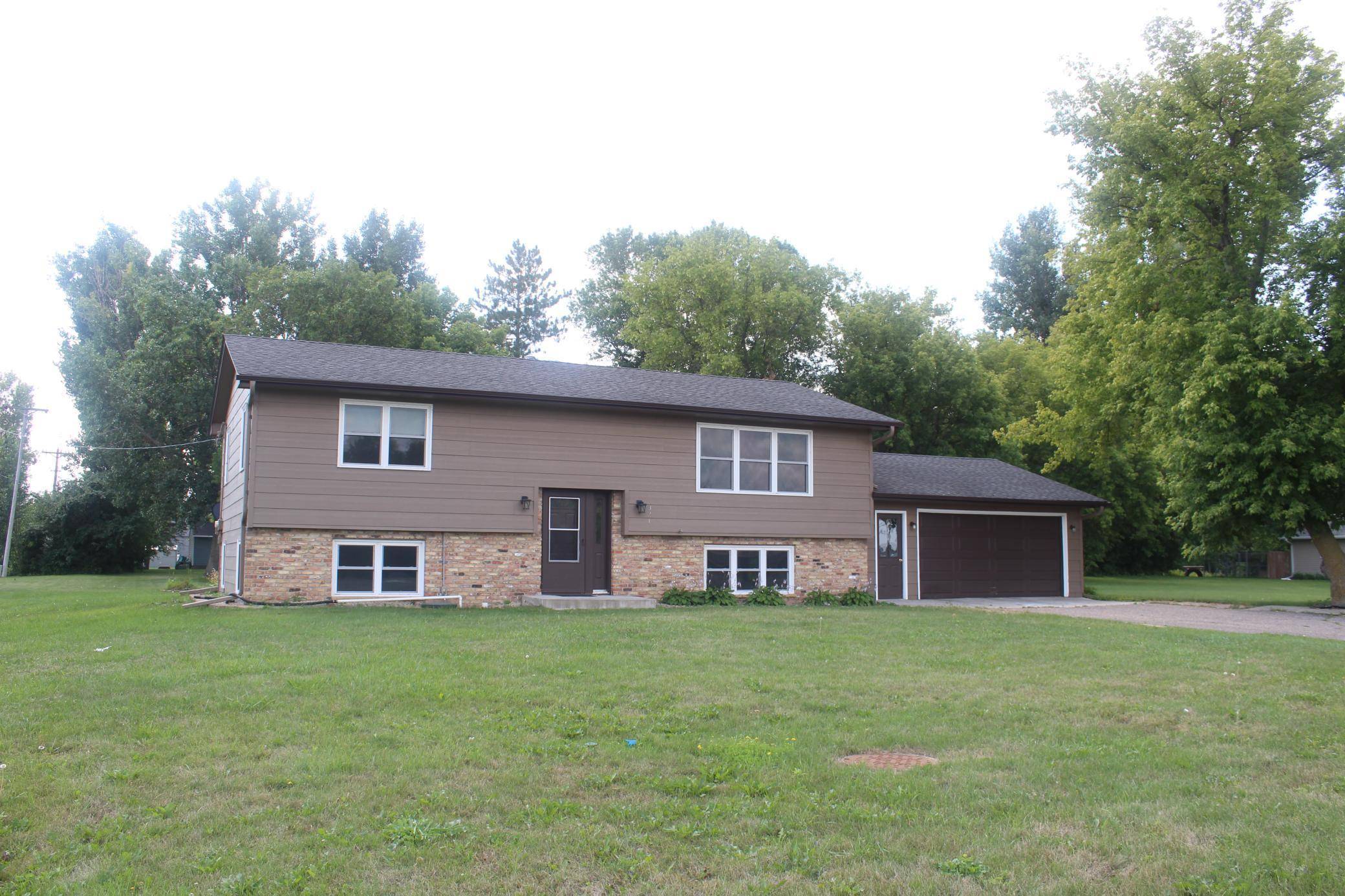 Maple Lake, MN 55358,321 Highway 55 W