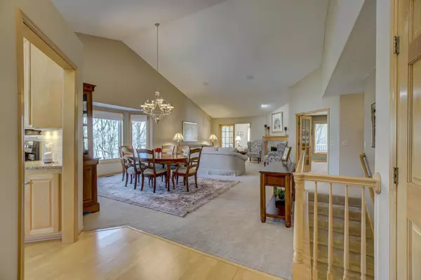 Woodbury, MN 55129,10424 Eagle Pointe CIR