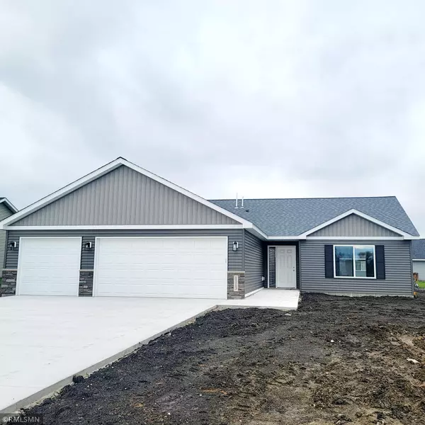 311 Maple Ridge DR, Henderson, MN 56044