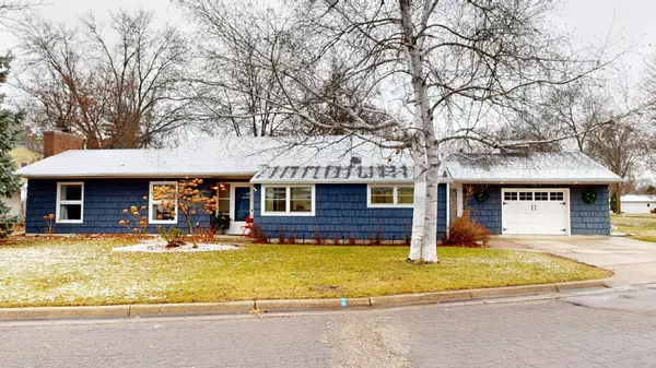 1105 Florence LN, Willmar, MN 56201