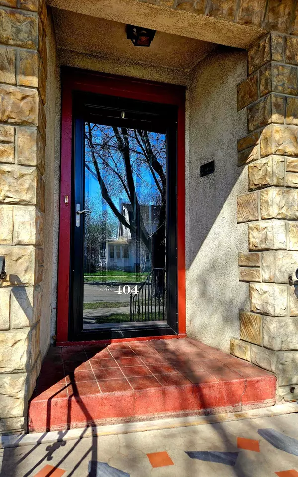 Austin, MN 55912,404 6th ST SW