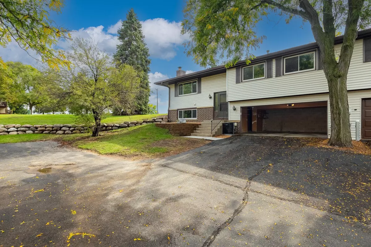 Bloomington, MN 55438,10713 Zinran CIR S