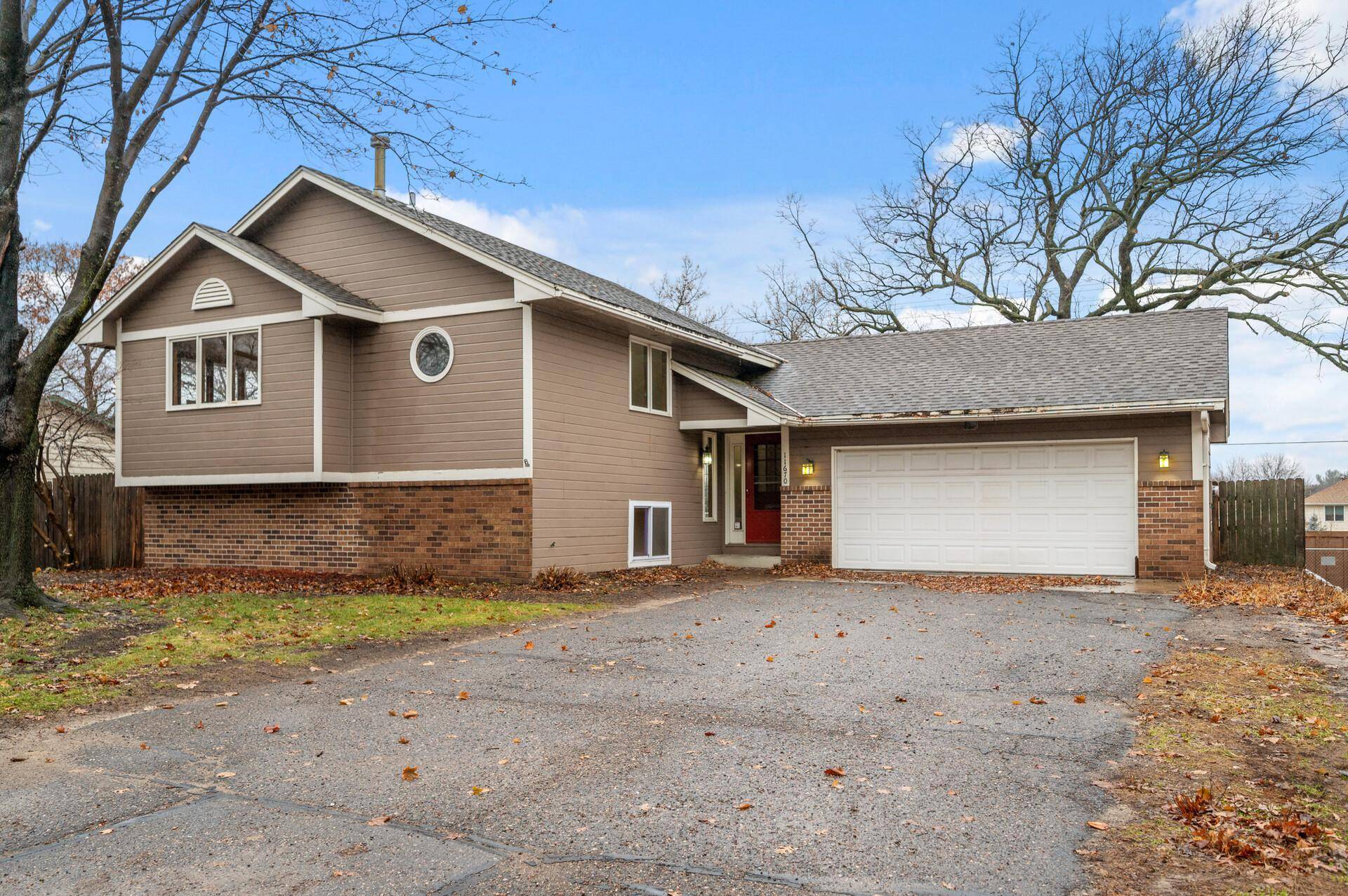 Blaine, MN 55434,11670 3rd ST NE