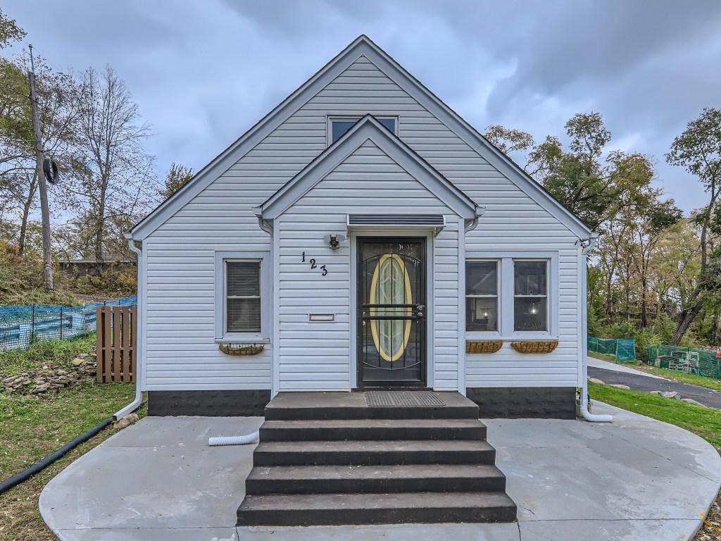 123 King ST E, Saint Paul, MN 55107