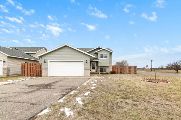 918 11th ST S, Sartell, MN 56377