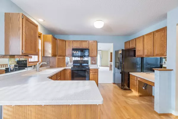 White Bear Twp, MN 55110,4243 Pond View DR