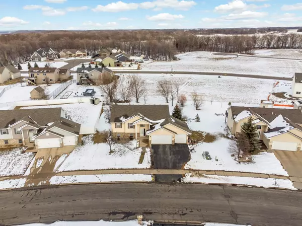 Belle Plaine, MN 56011,985 Farmers Ridge TRL