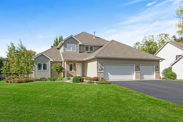 8550 Cedar CT,  Victoria,  MN 55386