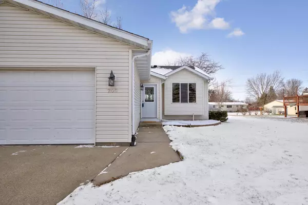 Owatonna, MN 55060,200 Autumn DR