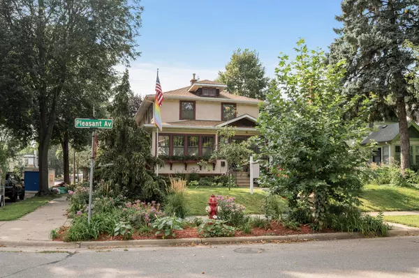 Minneapolis, MN 55409,4052 Pleasant AVE